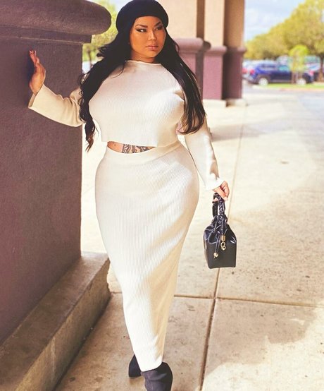 Mizuki Brown model sex img