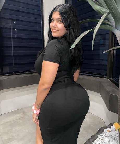 Marian Tatte art model images