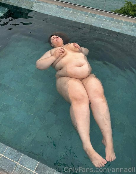 annaoli best star pics