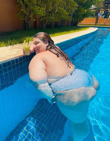 chubby latina teen onlyfans hd picture