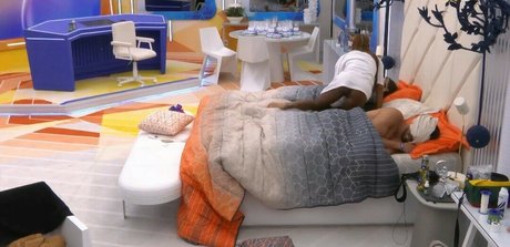 Bbb23 star erotic photo