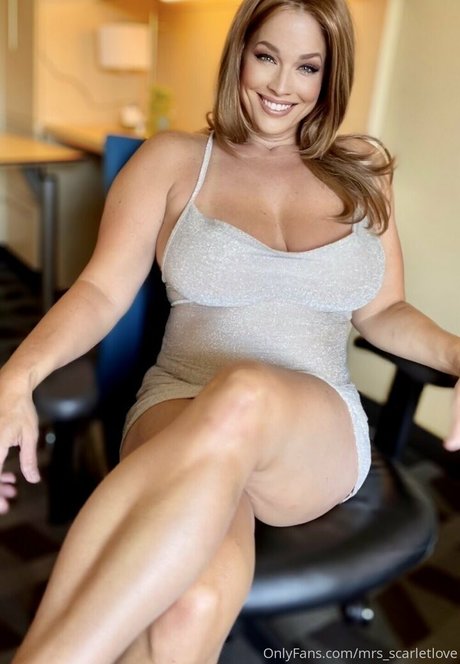 mrs scarletlove free actress photo