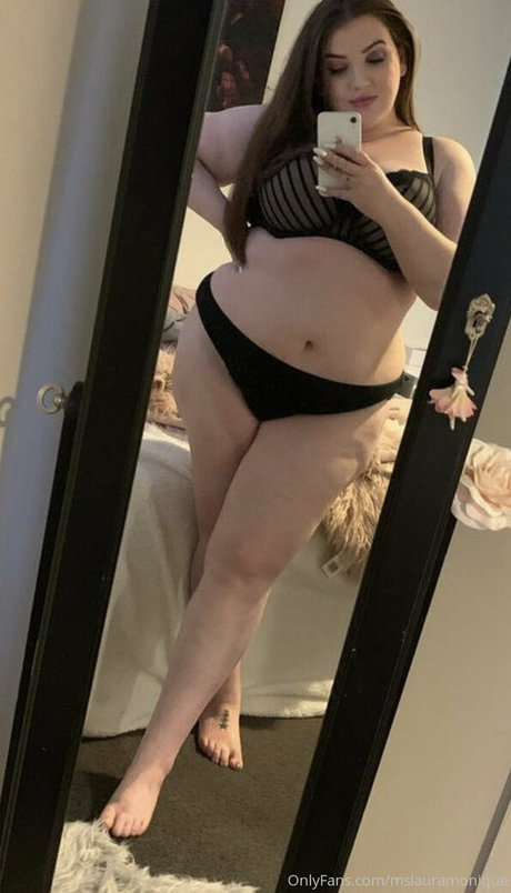 mslauramonique pretty pornstar photo