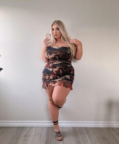 Taya Christian model best archive