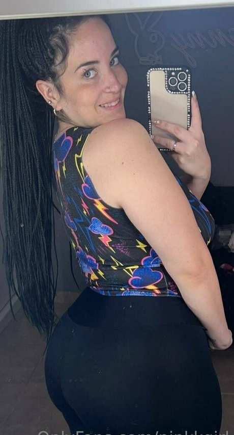 pinkkgirl art model photo