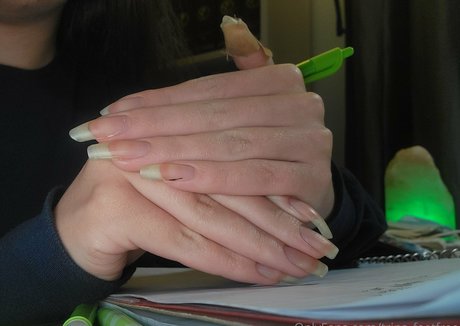 trins feetfree pornstar pretty gallery