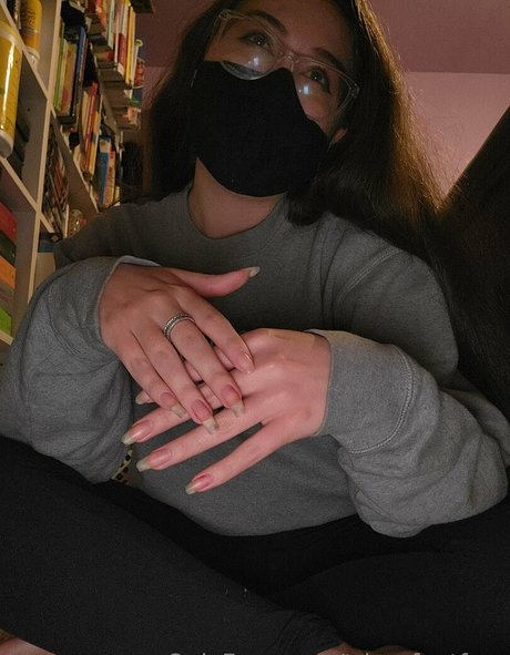 shaved onlyfans free nude images