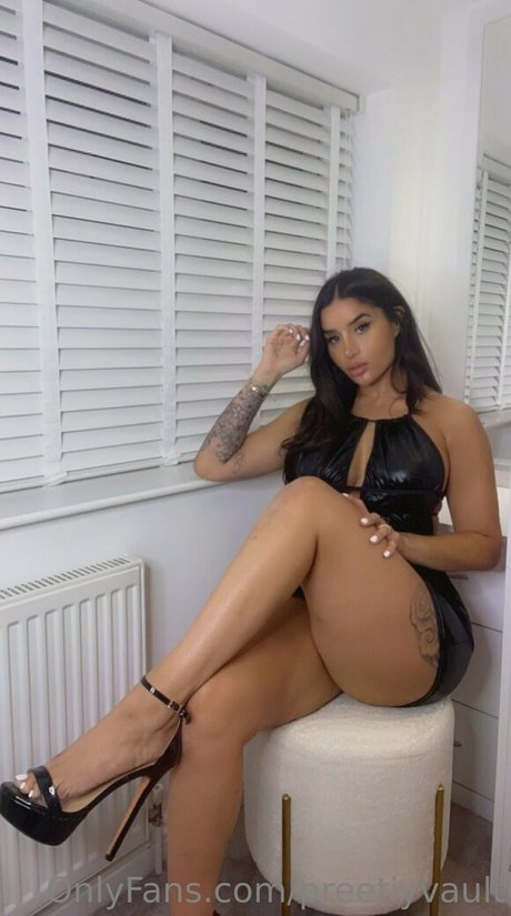 preetiyvault adult star image