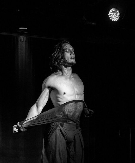 kinkyninjawolf erotic actress pic