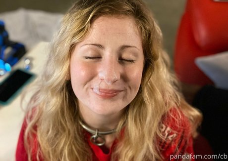 realdaddypanda erotic model picture