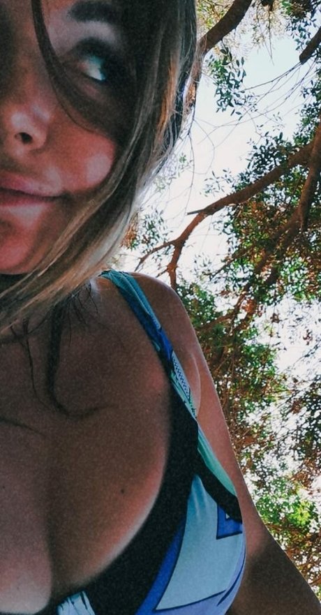 DonaSpock model free gallery