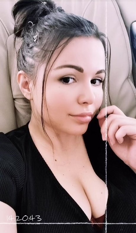 DonaSpock xxx actress img