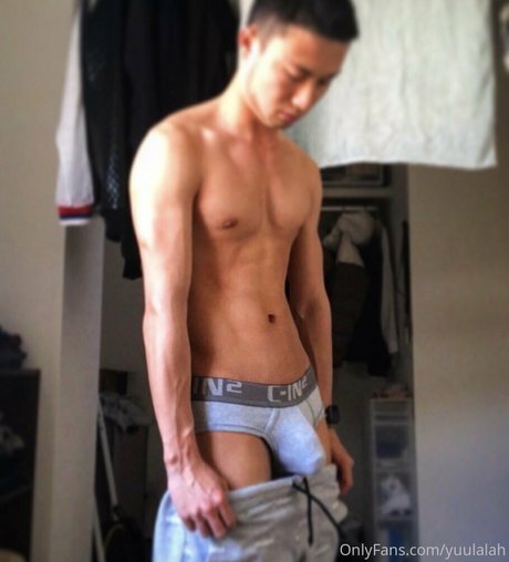 yuulalah xxx actress pictures