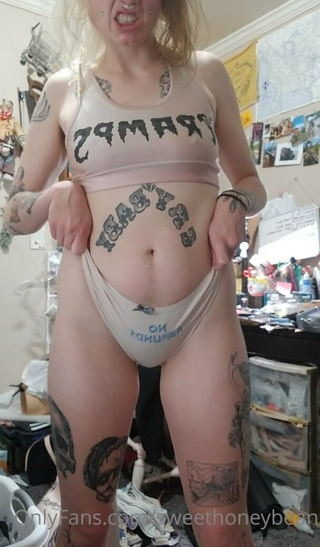 cute onlyfans sexy naked photo