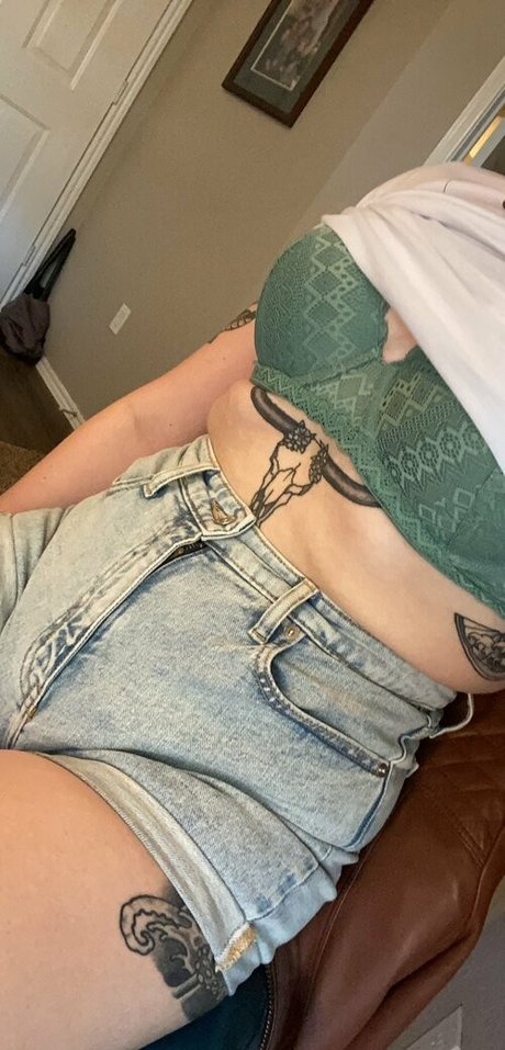 bigbellybenni xxx pornstar images