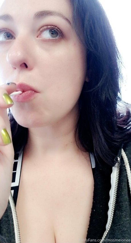 missmelonee adult actress images