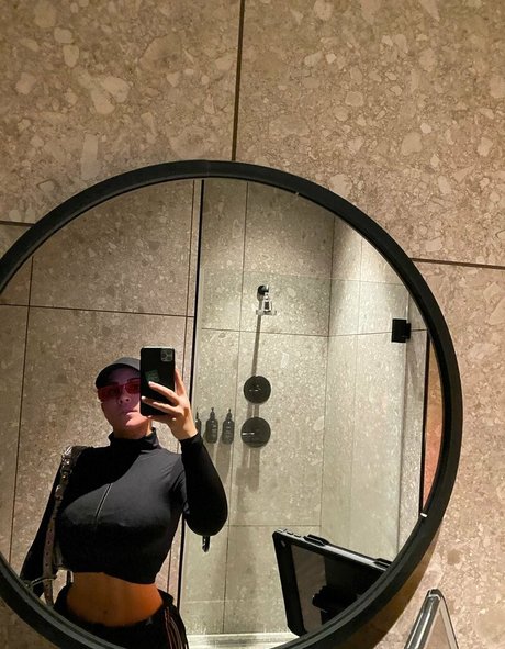 blonde college onlyfans hd photo