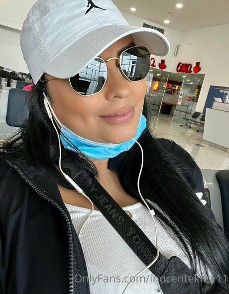 inocentekitty11 porn model pic