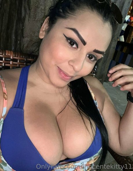 inocentekitty11 adult model pic