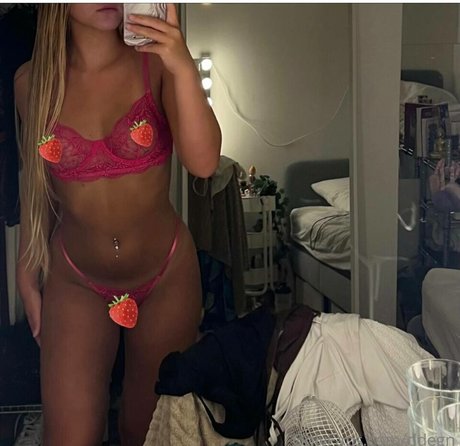 Dicte Degn pornstar art photo