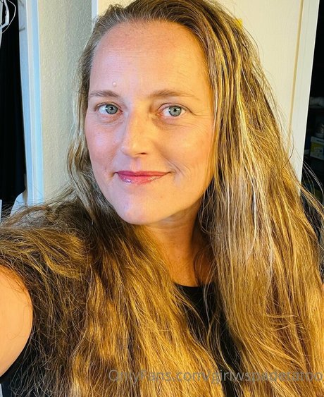 girlwspadetatoo beautiful model photos