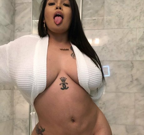 Badpenelope nice star pictures