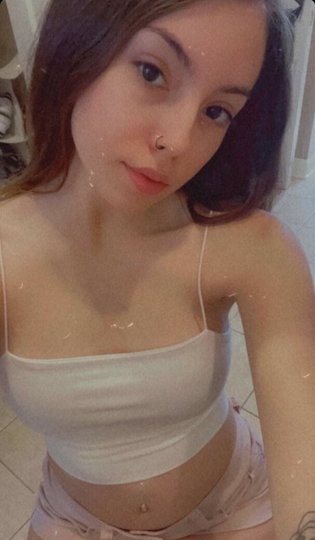 pintsizejen erotic model img