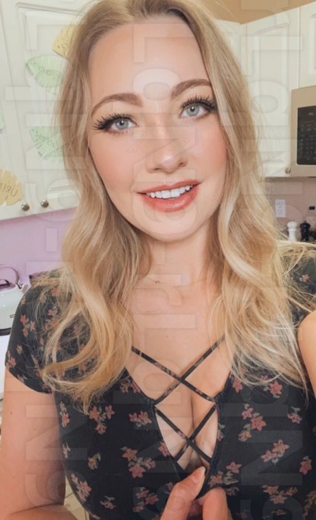 Cannibalqueen xxx model images