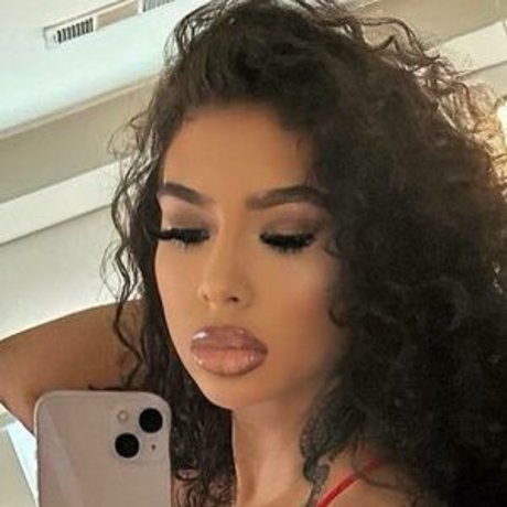 Annamarie Sarai high quality star archive