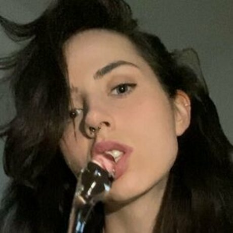 Ivypiper star sex galleries