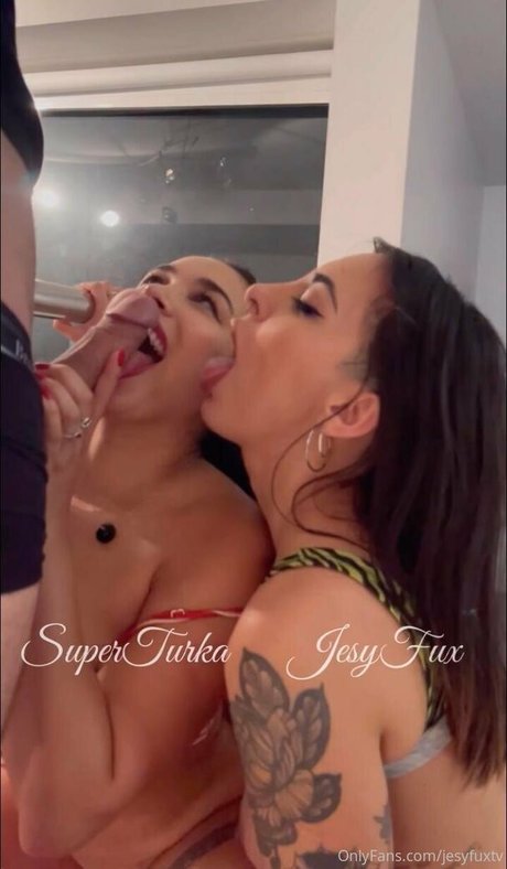 jesyfuxtv nudes model photos