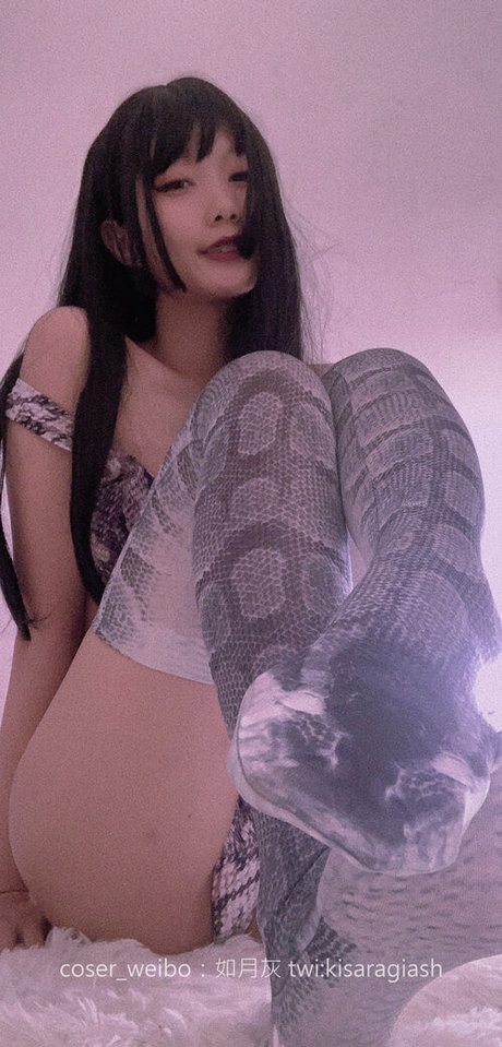 KisaragiAsh naked model gallery