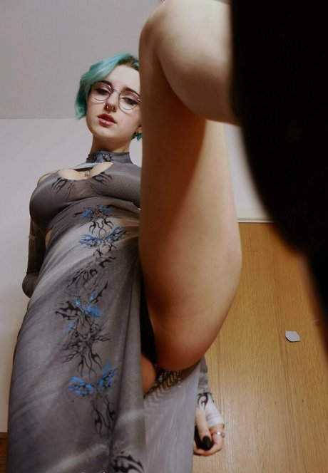 lyracr0w0 vip hot pornstar photos