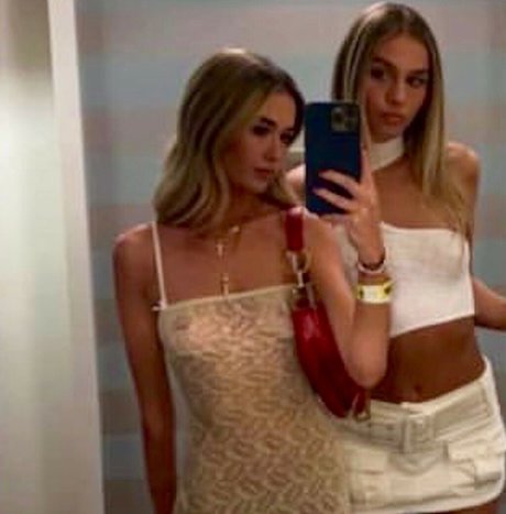 alannawillens15 model pics