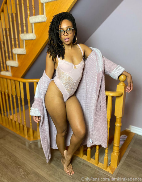 iamkirakadence high quality star image