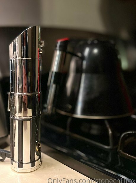 stonechillfox sexy pornstar img