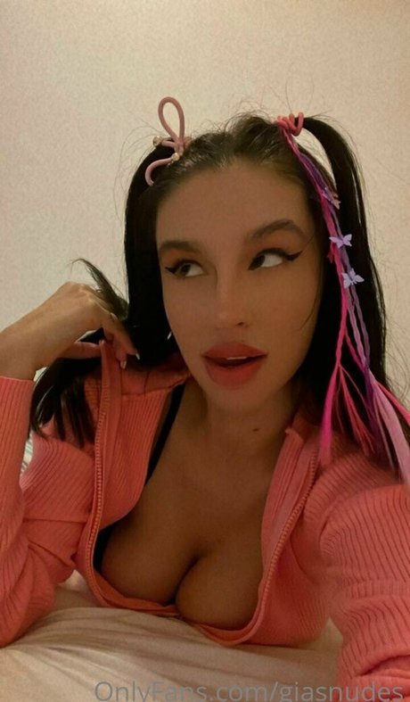 giasnudes pretty model photos