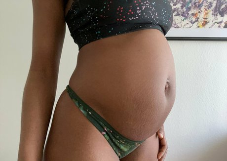 black hair milf onlyfans perfect picture