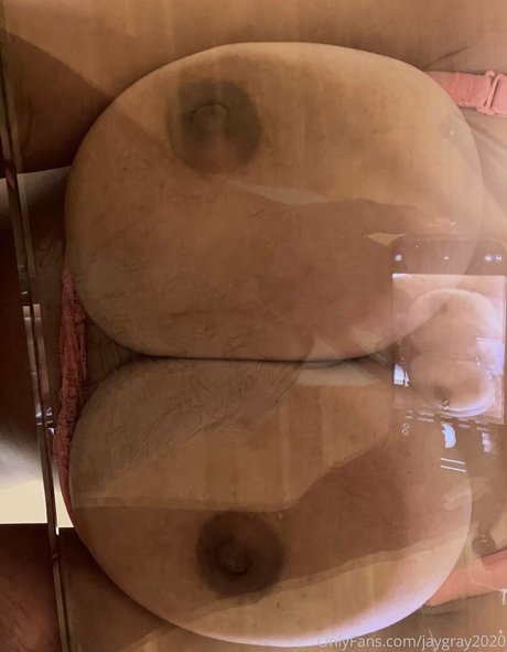 saggy milf onlyfans pornographic image