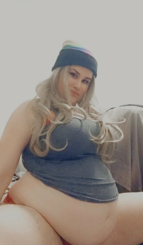 azismiss perfect actress photos