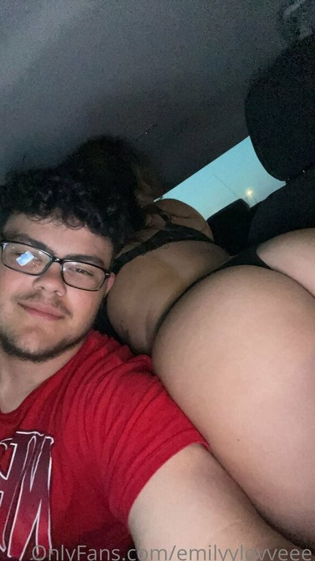 emilyylovveee hot pornstar archive