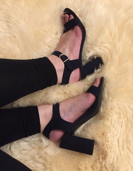 chrissys feet pornstar pretty archive