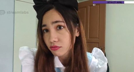 Offlinemandy pornstar exclusive photos