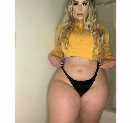 Blondiemami porn actress pics