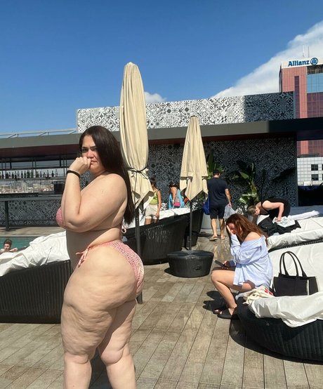 Patricia Curvy XXL xxx star photos