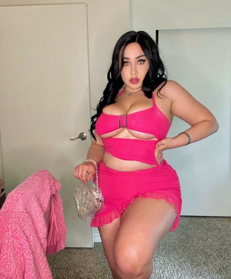 Tana Habibi model hd pictures