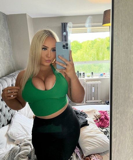 Molly O Shea nice star image