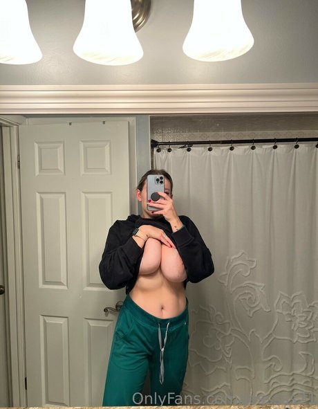 jesssss21 art model pictures