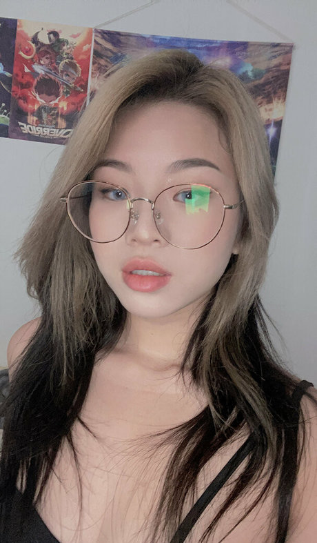 babiebeezz2 0 model hot pic