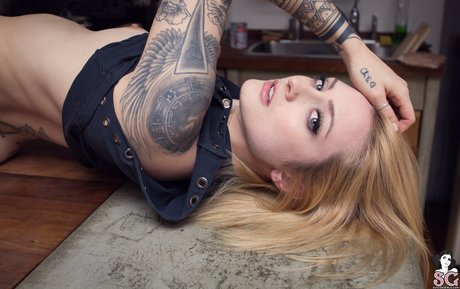 Oro Marzo art model img